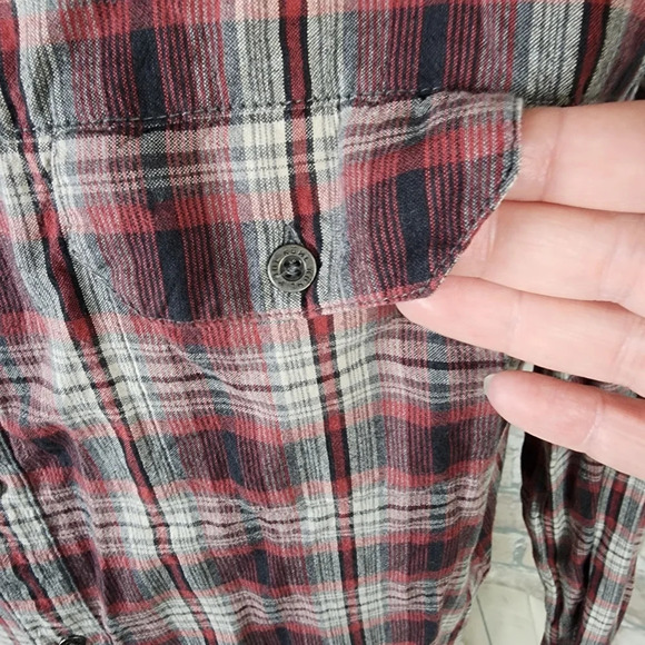 Kuhl Button Front Shirt Long Sleeve Plaid Red Black Cream Size  XL - Picture 8 of 13